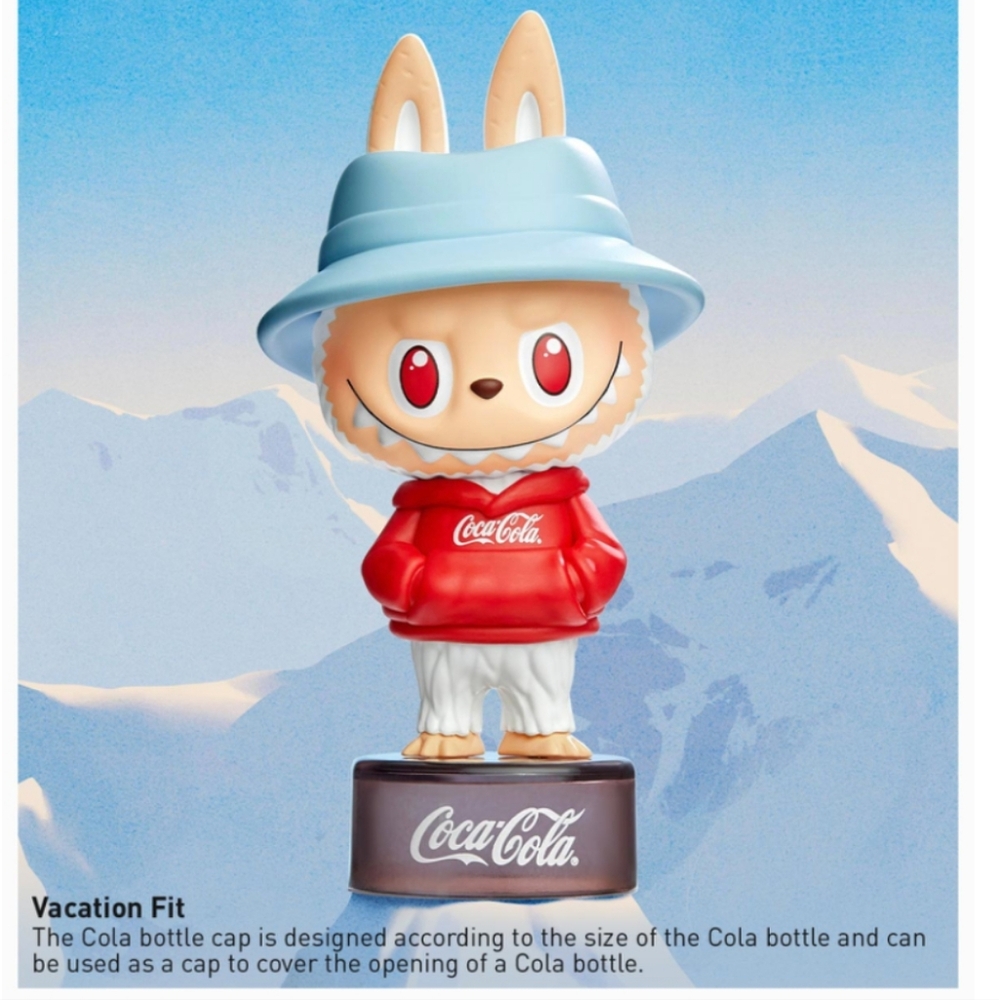 THE MONSTERS COCA-COLA Series Figures NIB - Vacation Fit‎